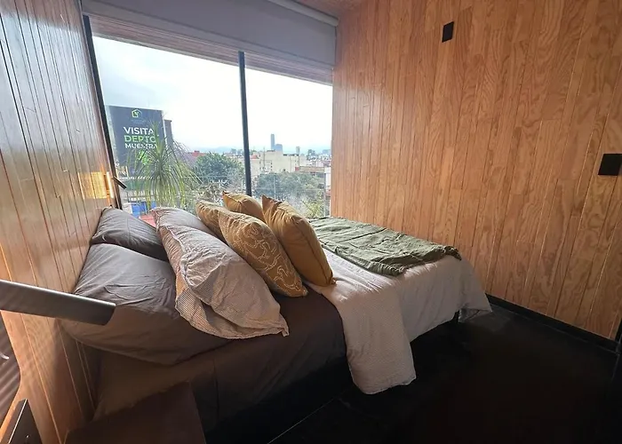 With Balcony In The Heart Of The Apartamento *